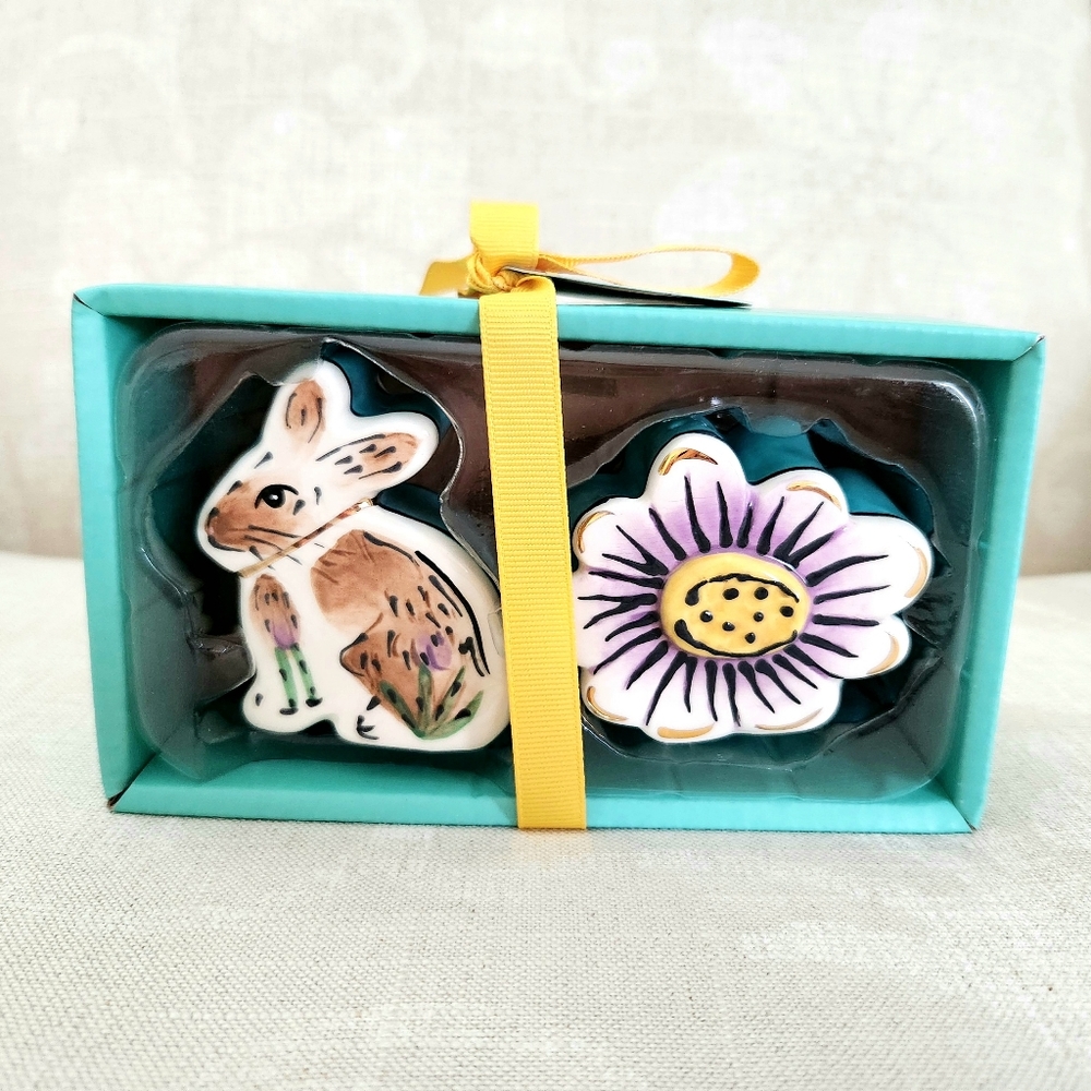 Blue Sky Clayworks Heather Goldminc Easter Bunny & Flower Salt Pepper Shaker Set